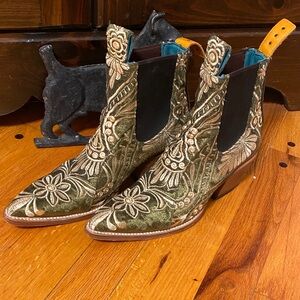 Elegant Embroidered Ankle Boots